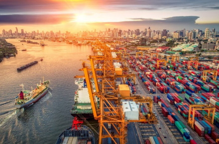 Logistics's Future: Adapting to Technology
